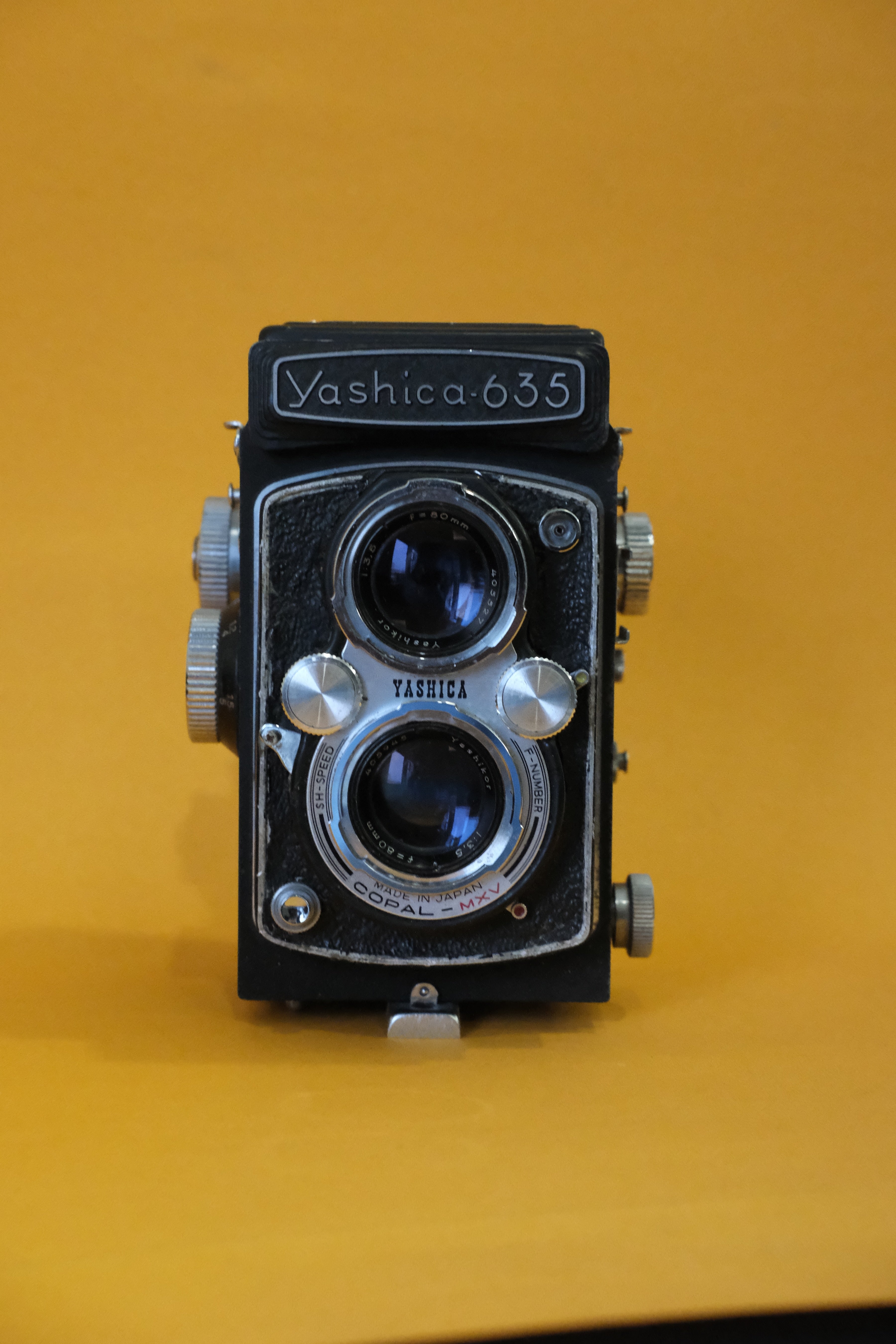 Yashica 635