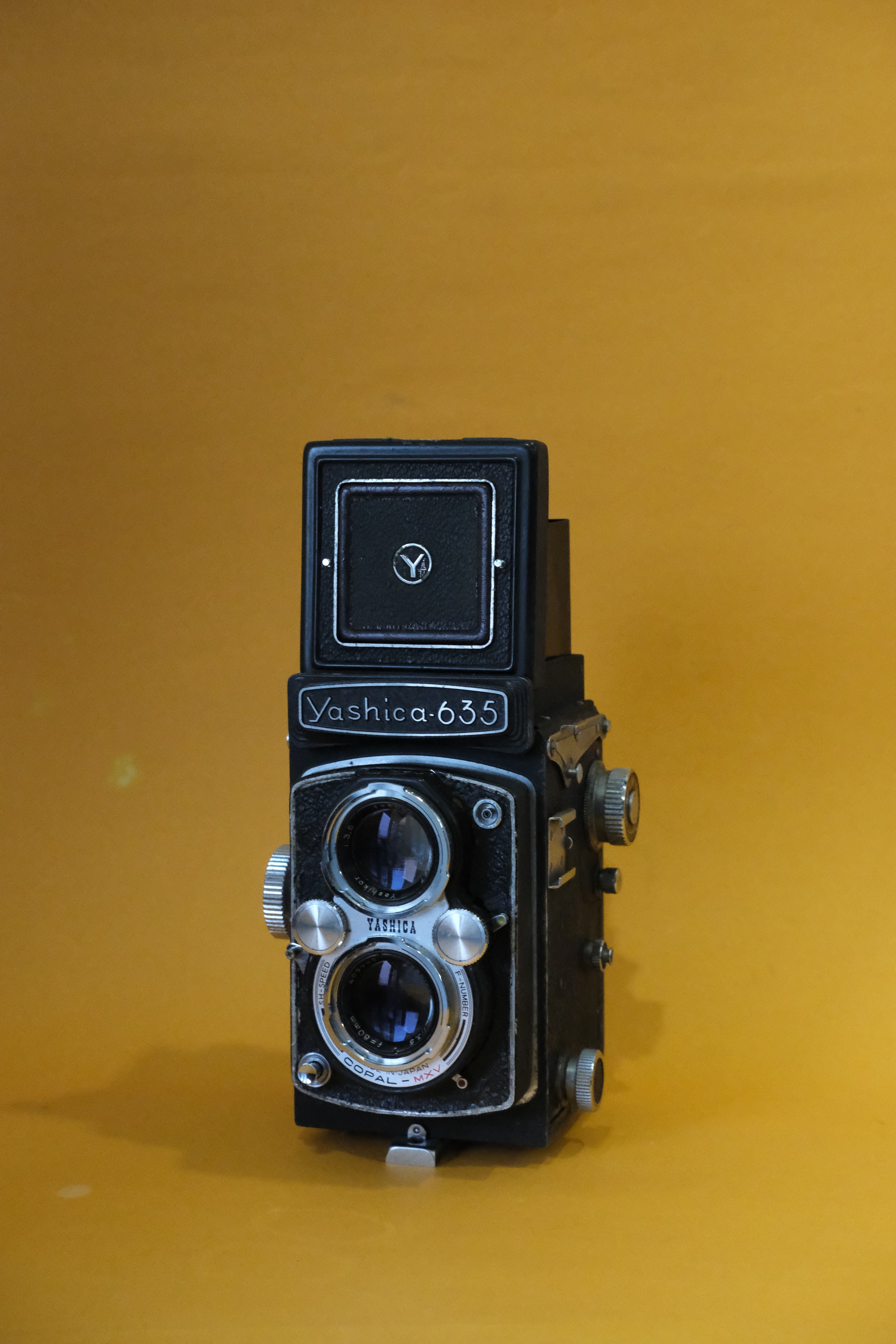 Yashica 635