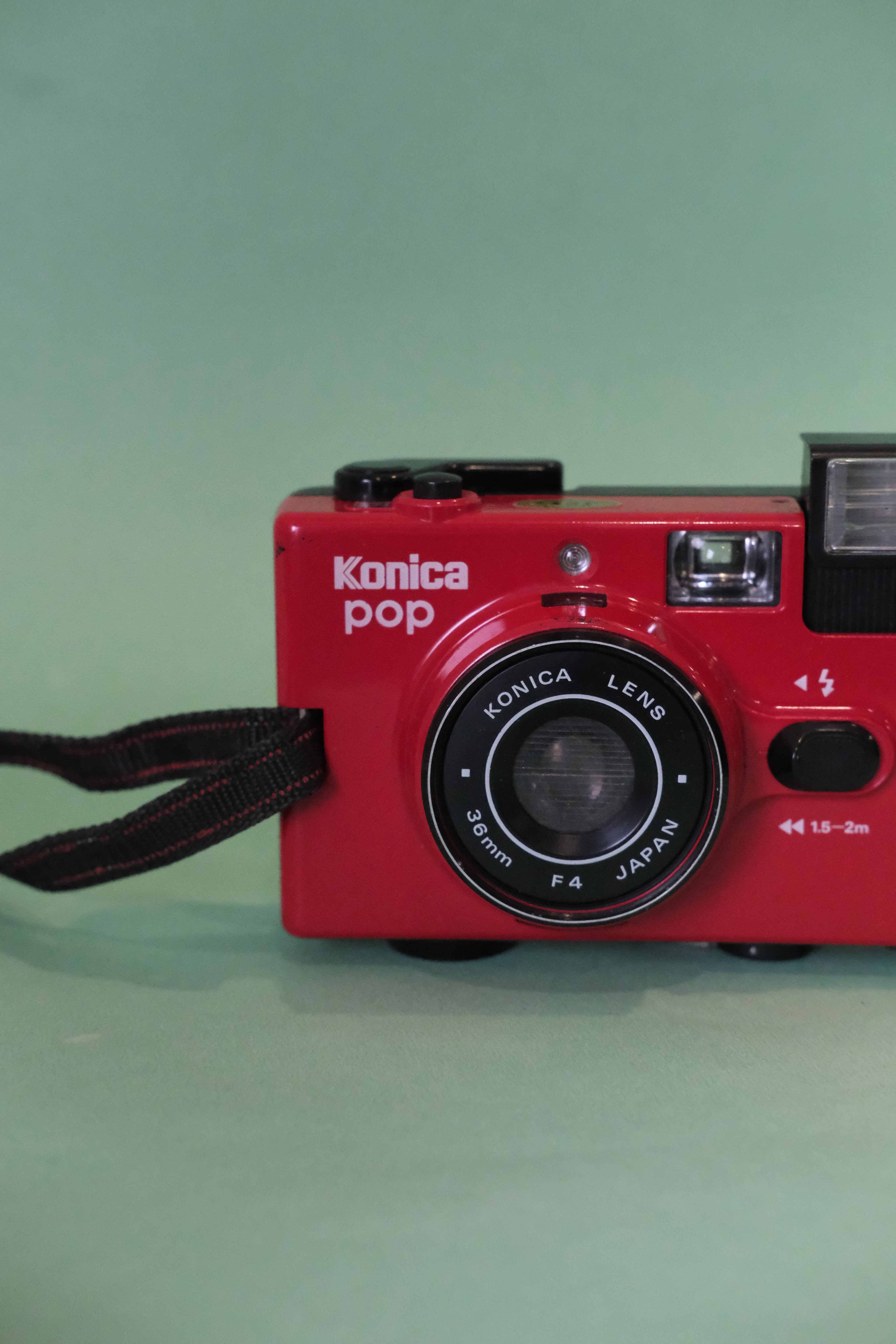 Konica Pop - Red