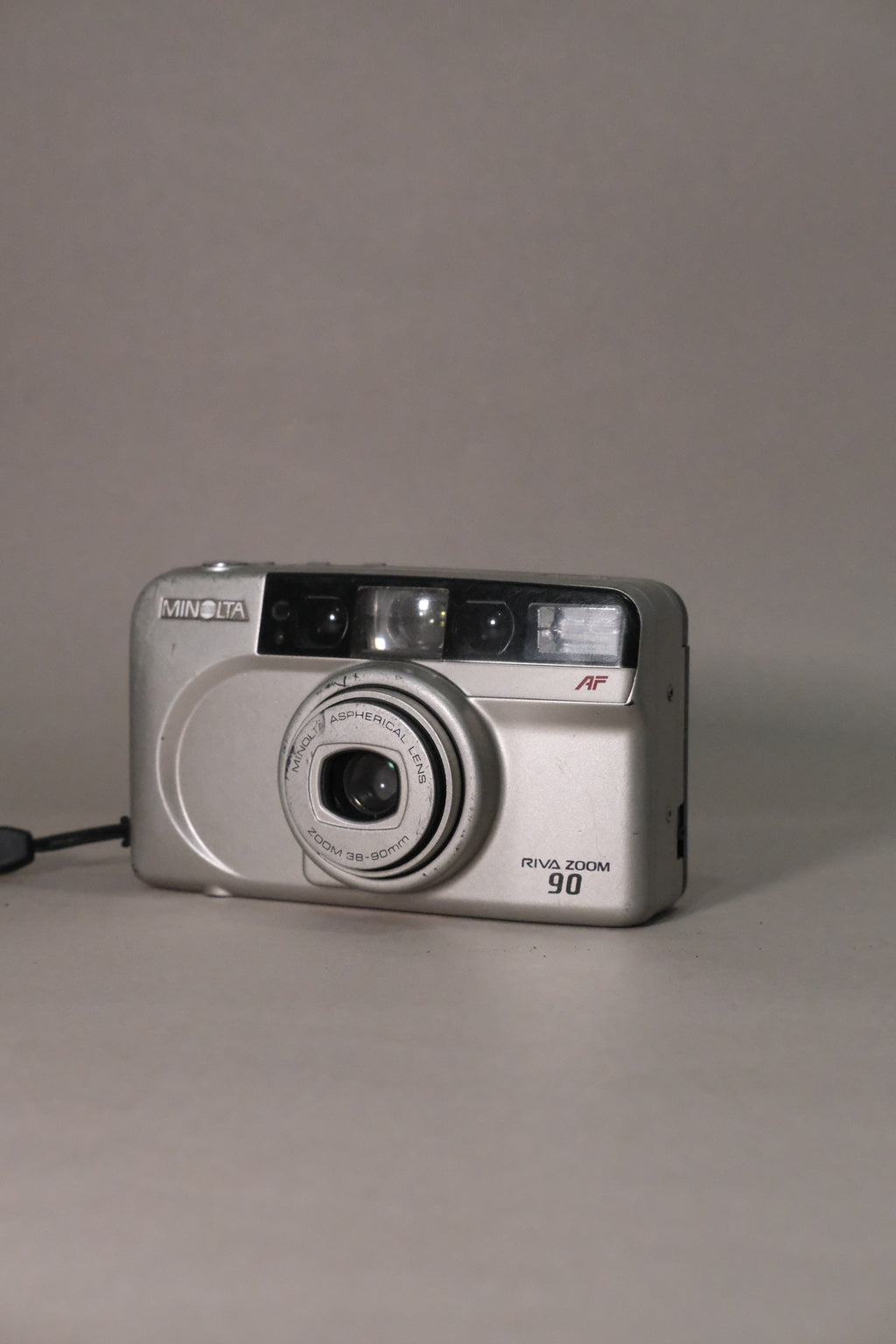 Minolta Riva Zoom 90