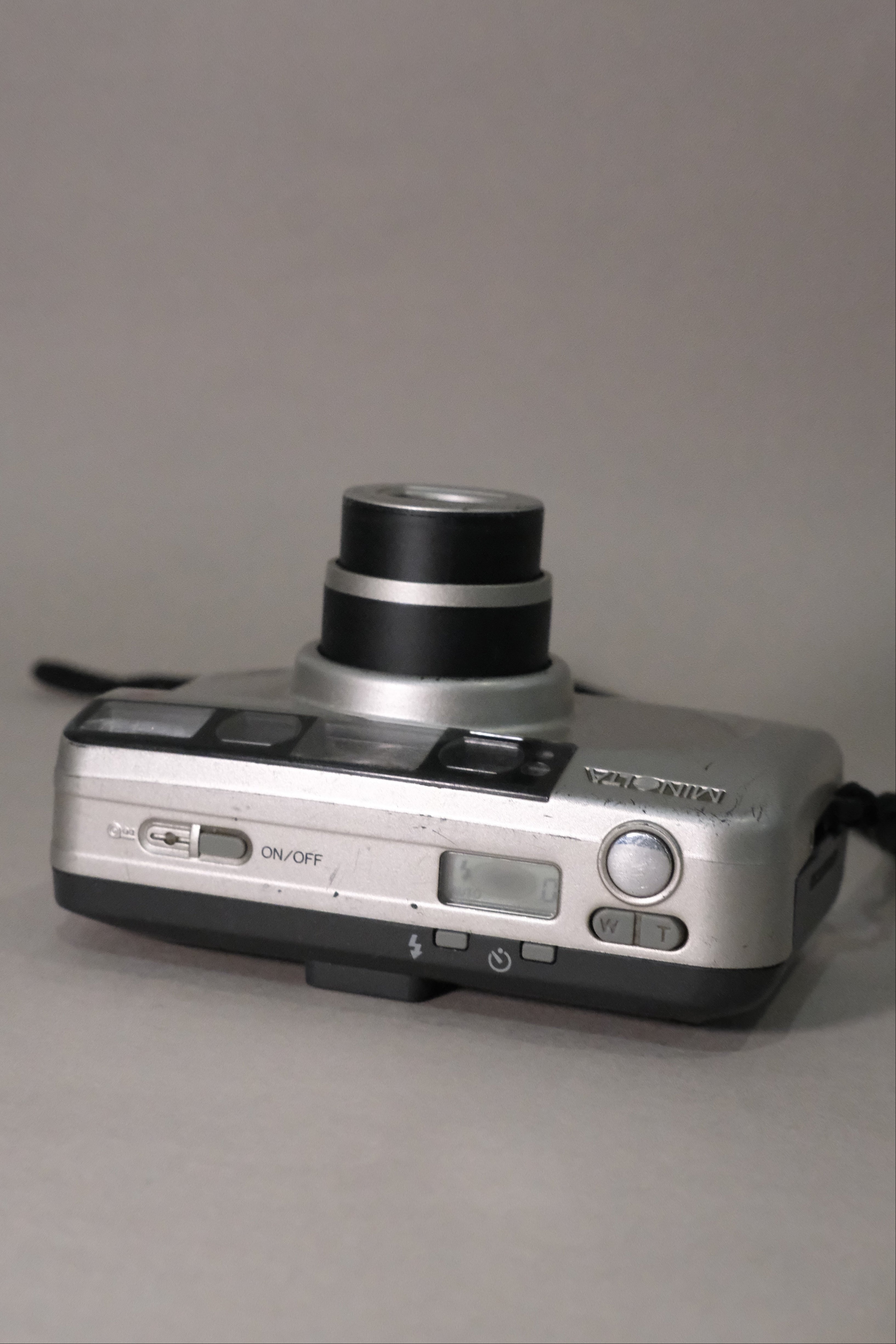 Minolta Riva Zoom 90