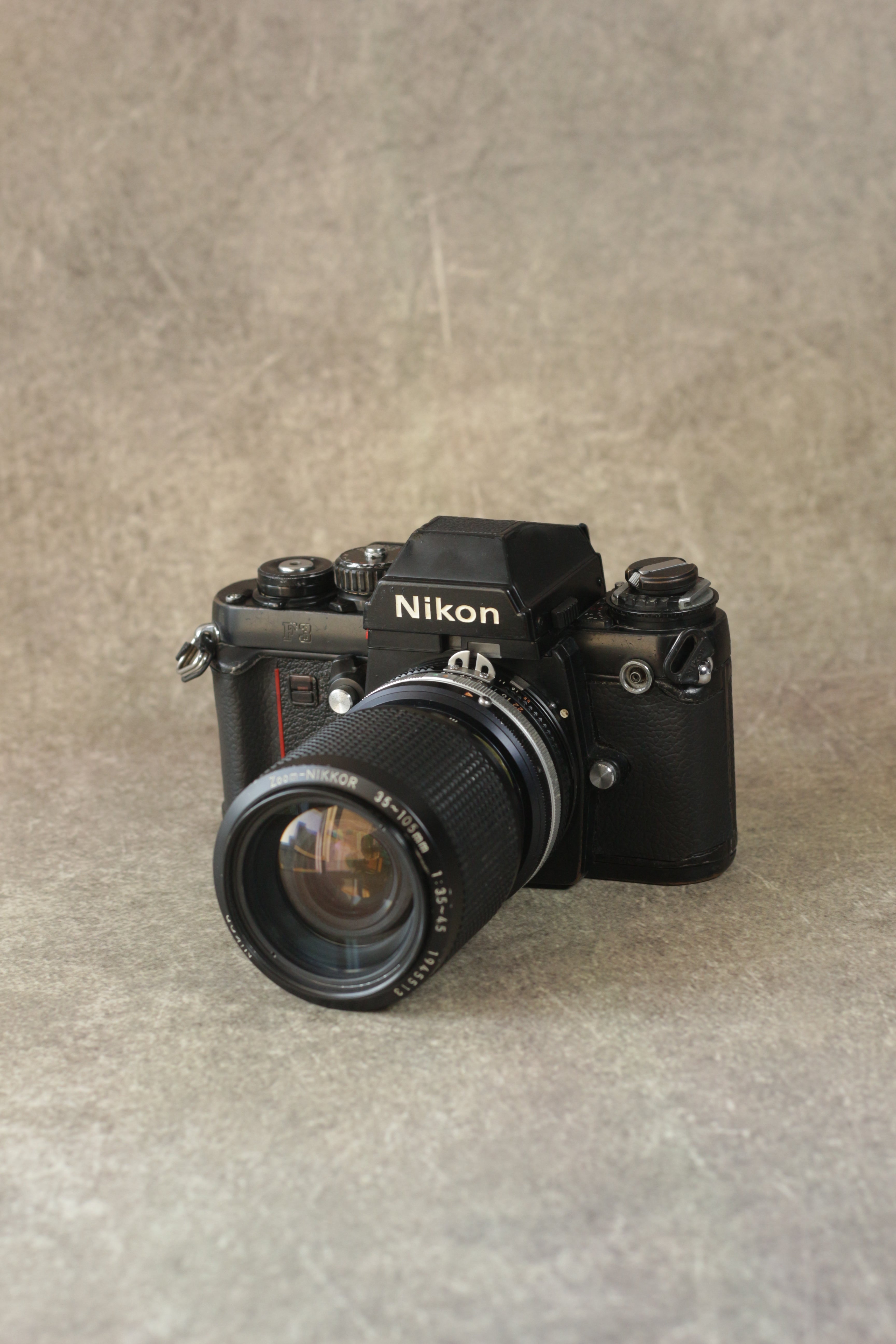 Nikon F3 + Nikkor 35-105mm