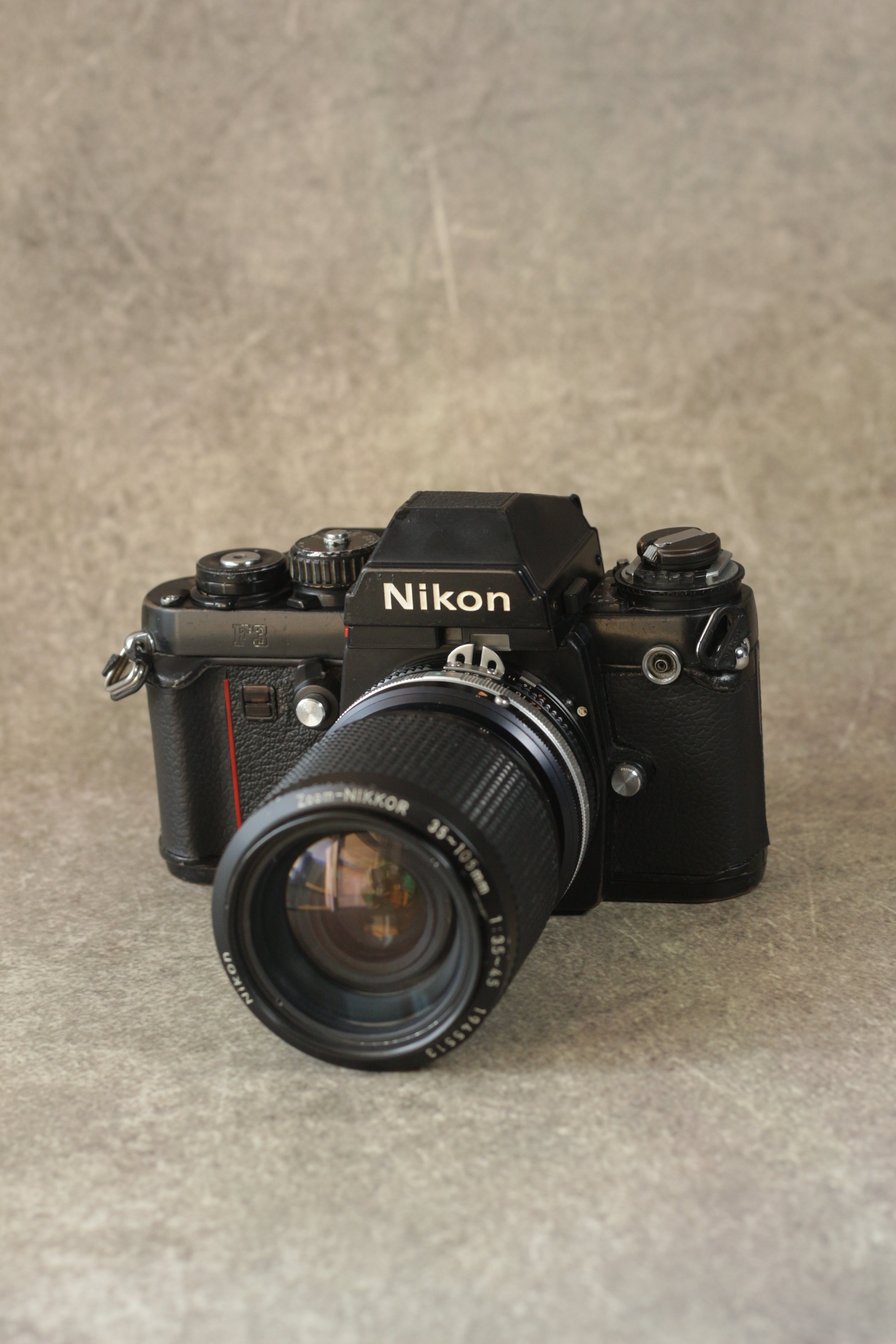 Nikon F3 + Nikkor 35-105mm