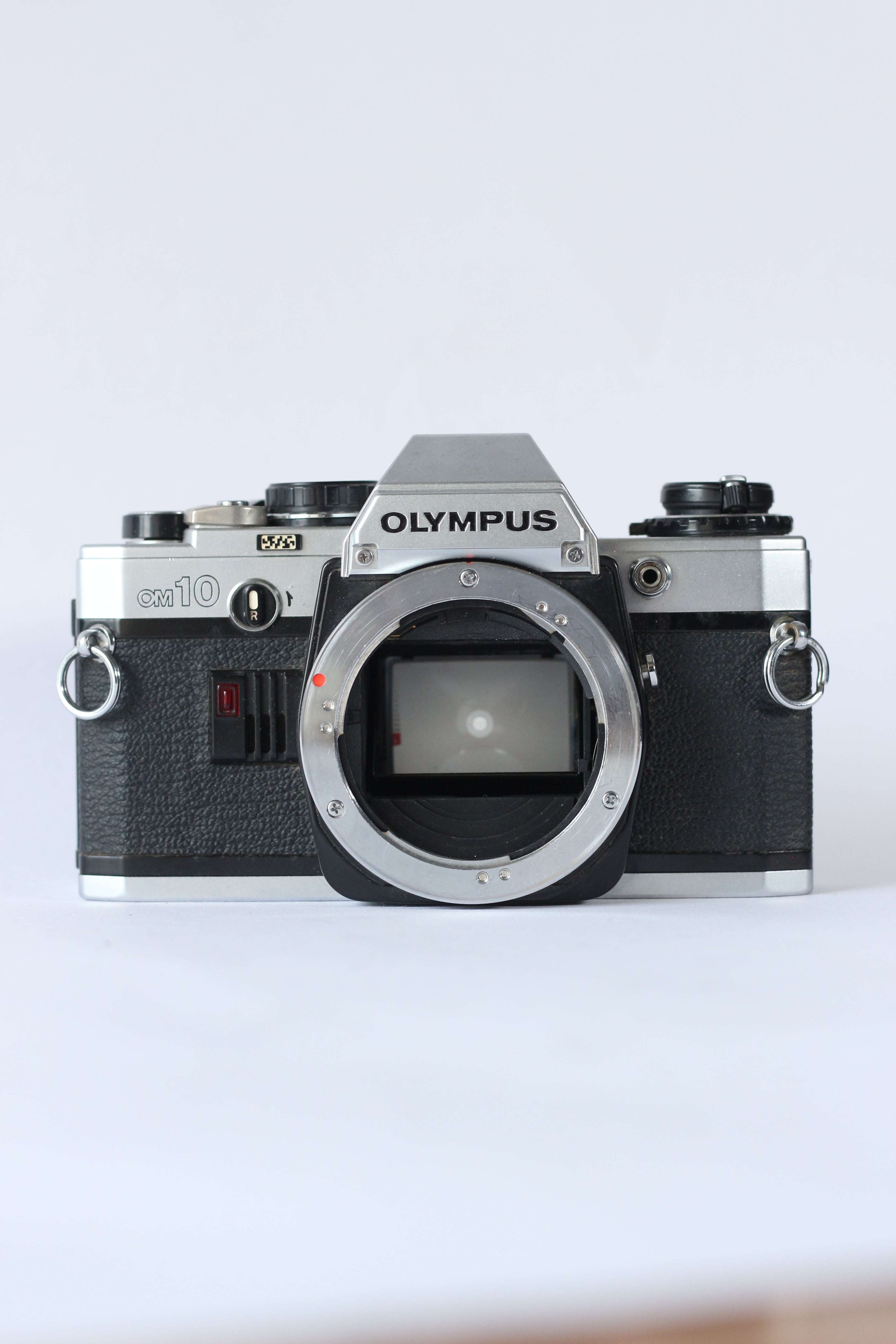 Olympus OM10