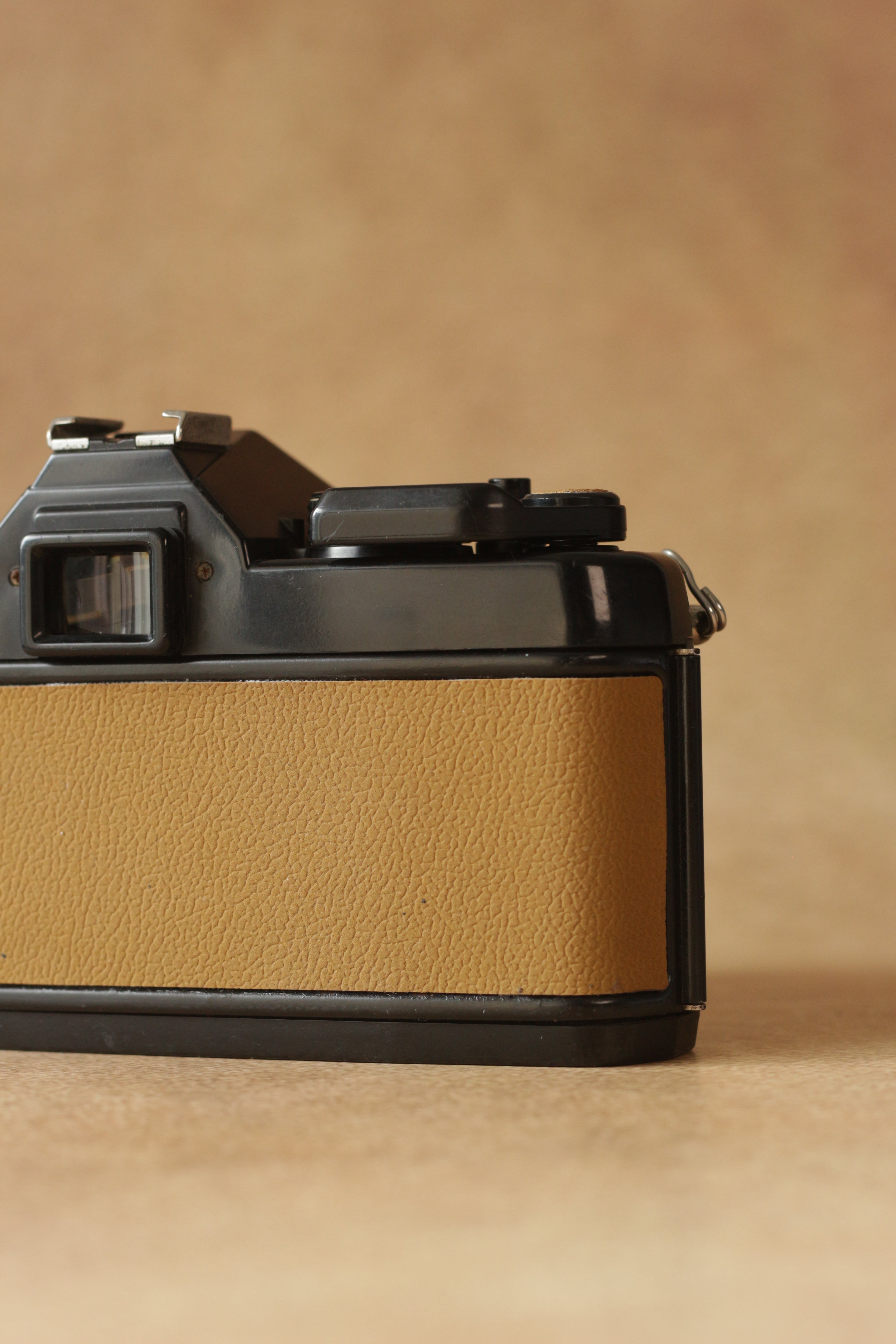 Yashica FX3 Super 2000 - Releathered