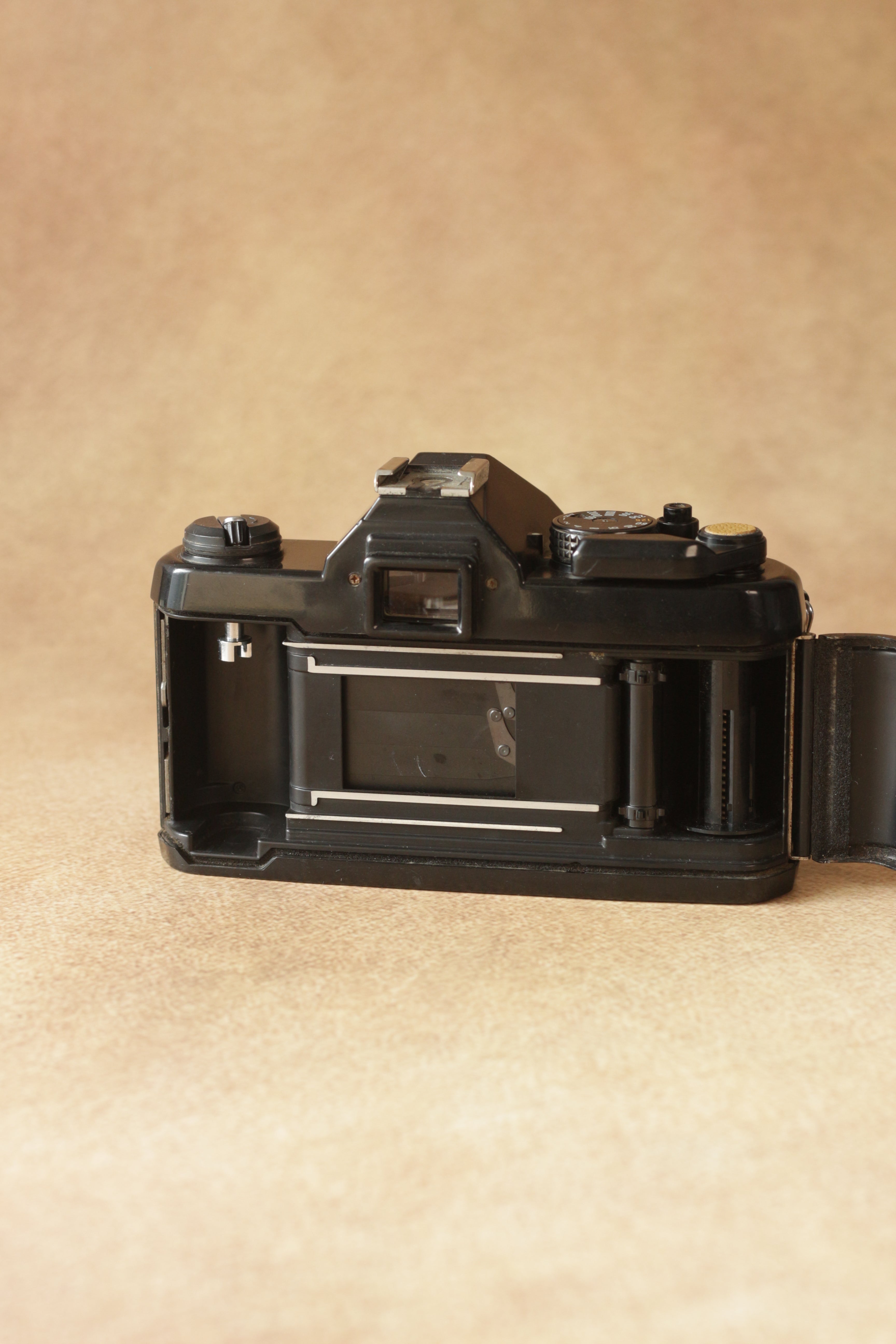 Yashica FX3 Super 2000 - Releathered