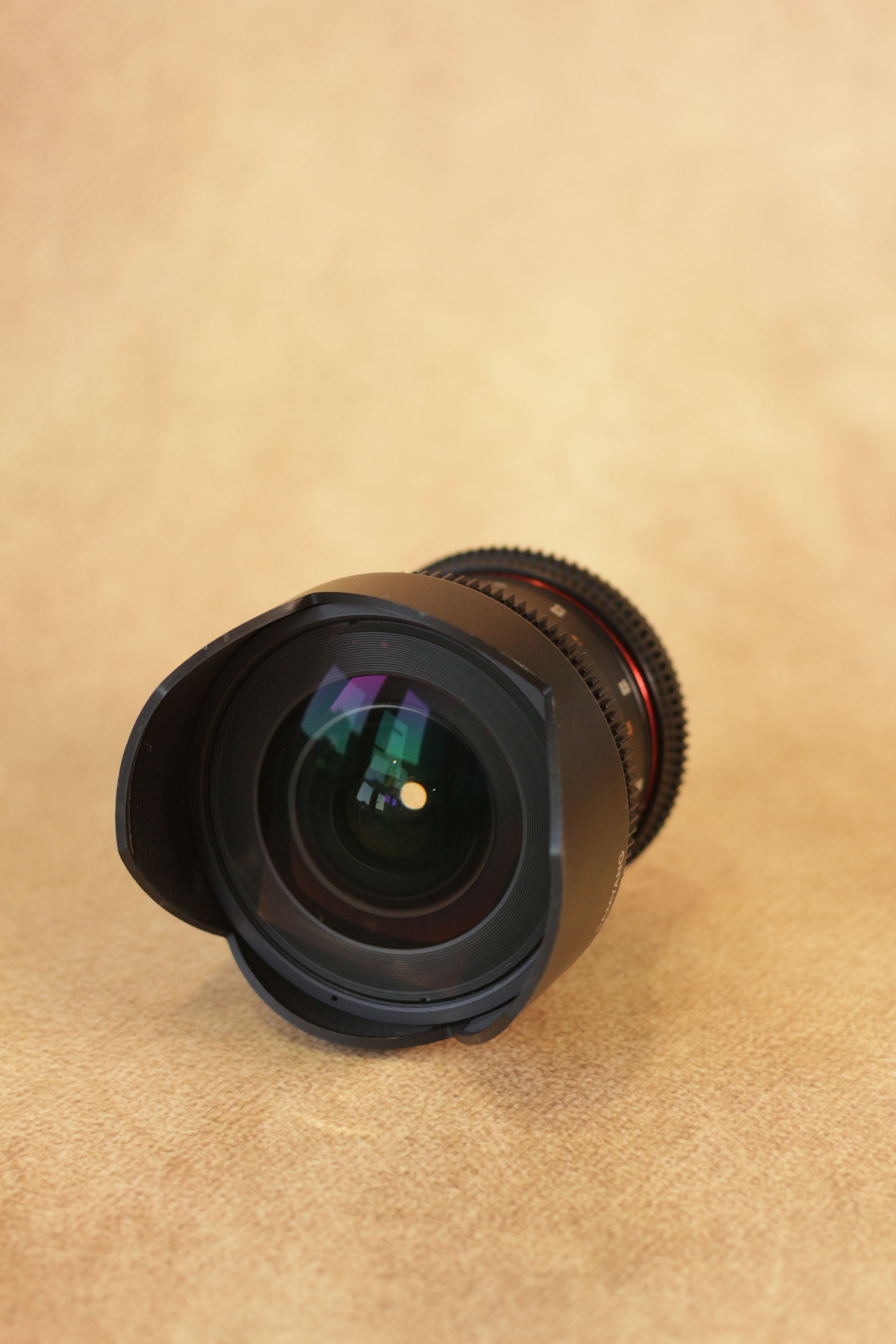 Samyang 14mm T3.1 Cine Lens (Canon EF Mount)