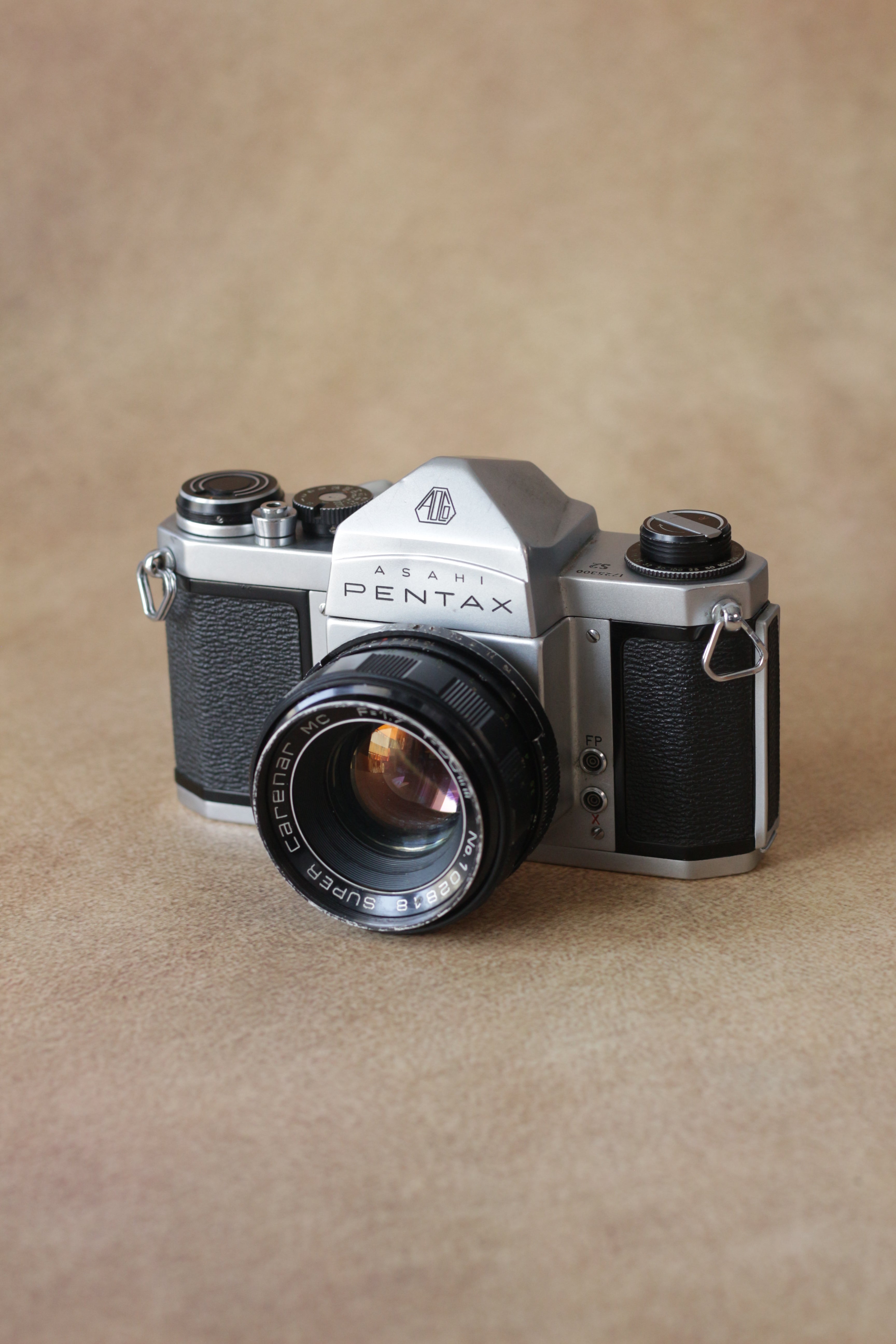 Asahi Pentax S2 + Carenar 50mm f/1.8