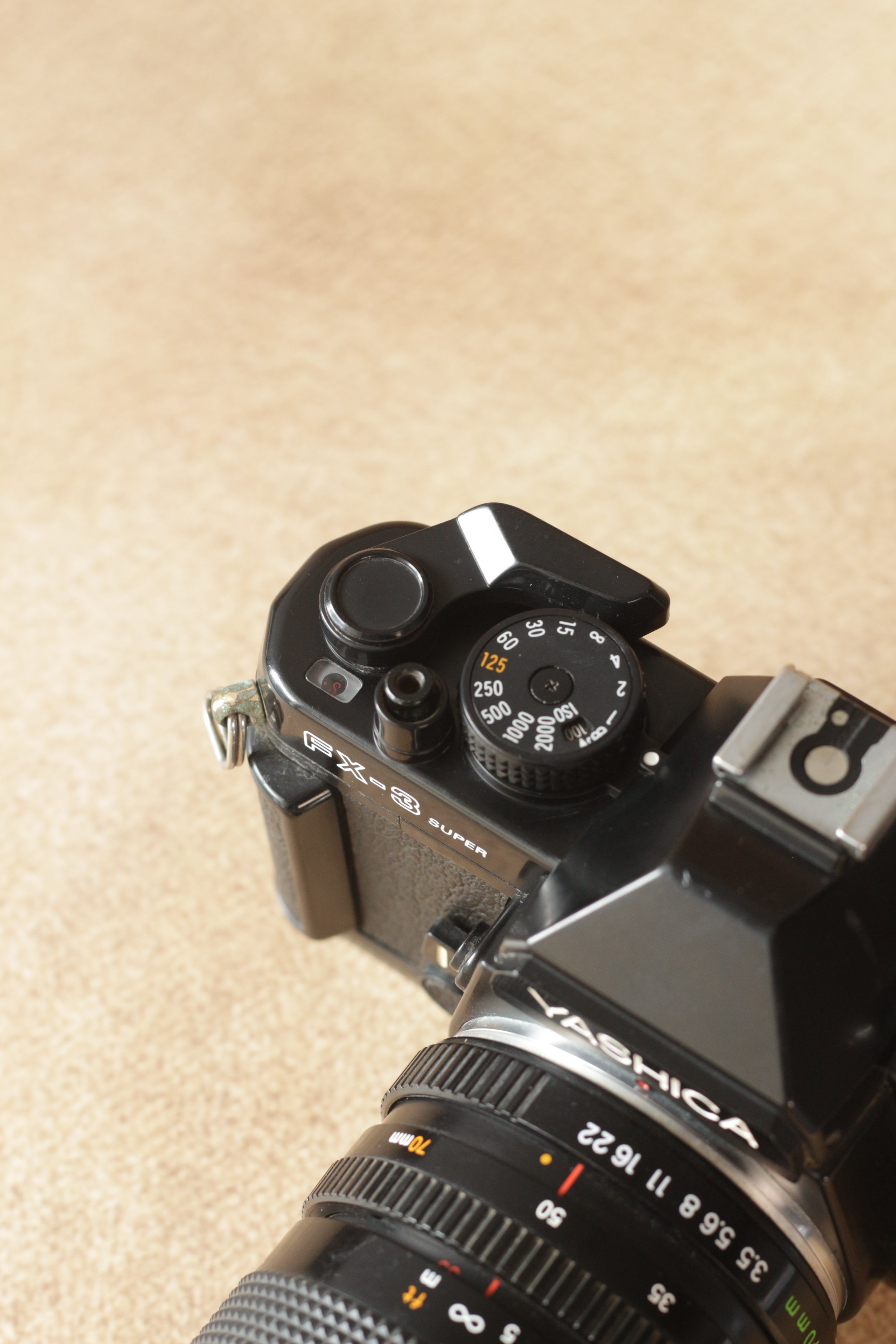 Yashica FX-3 Super 2000