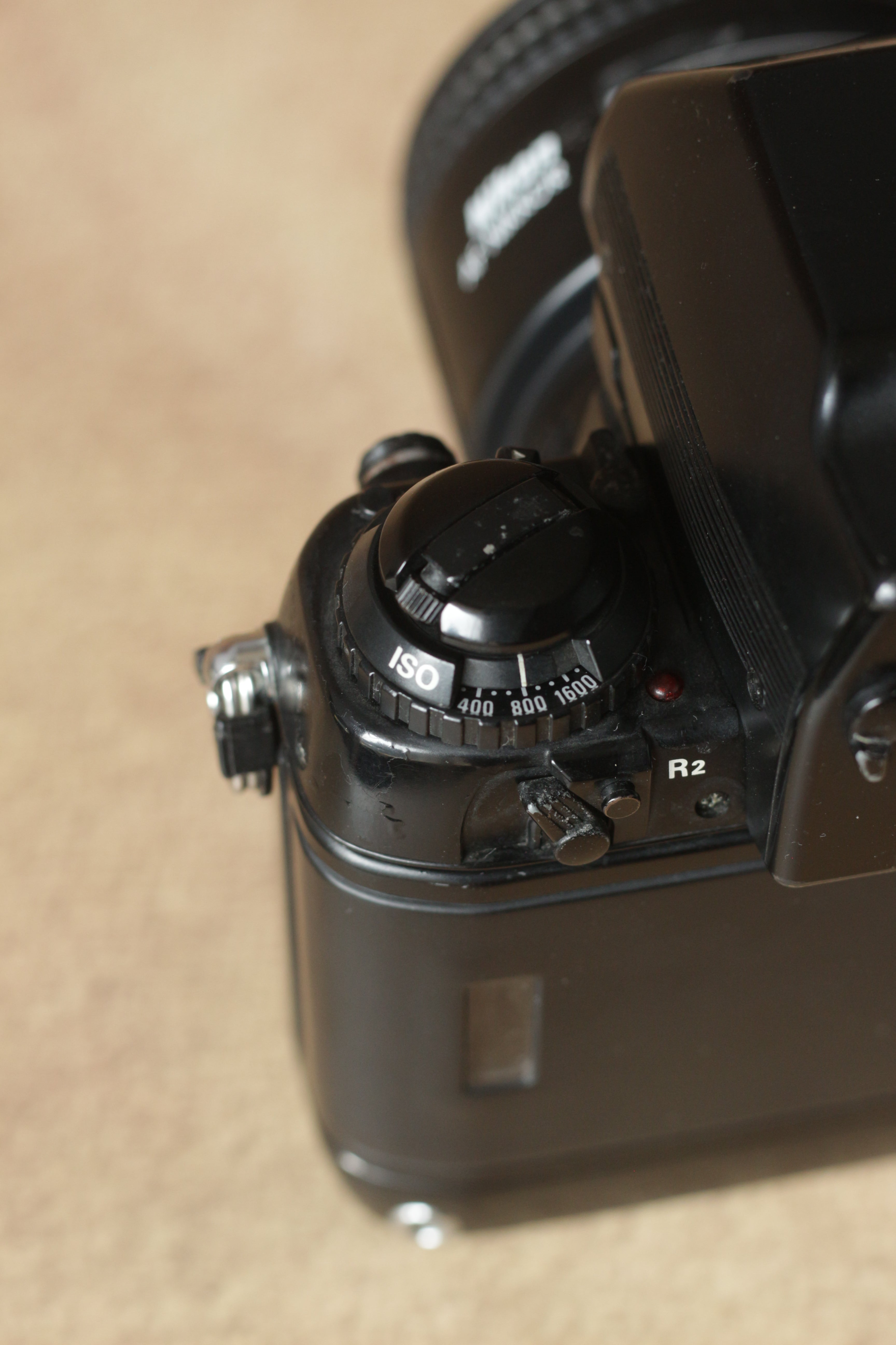 Nikon F4 + Nikkor AF 85mm F1.8D