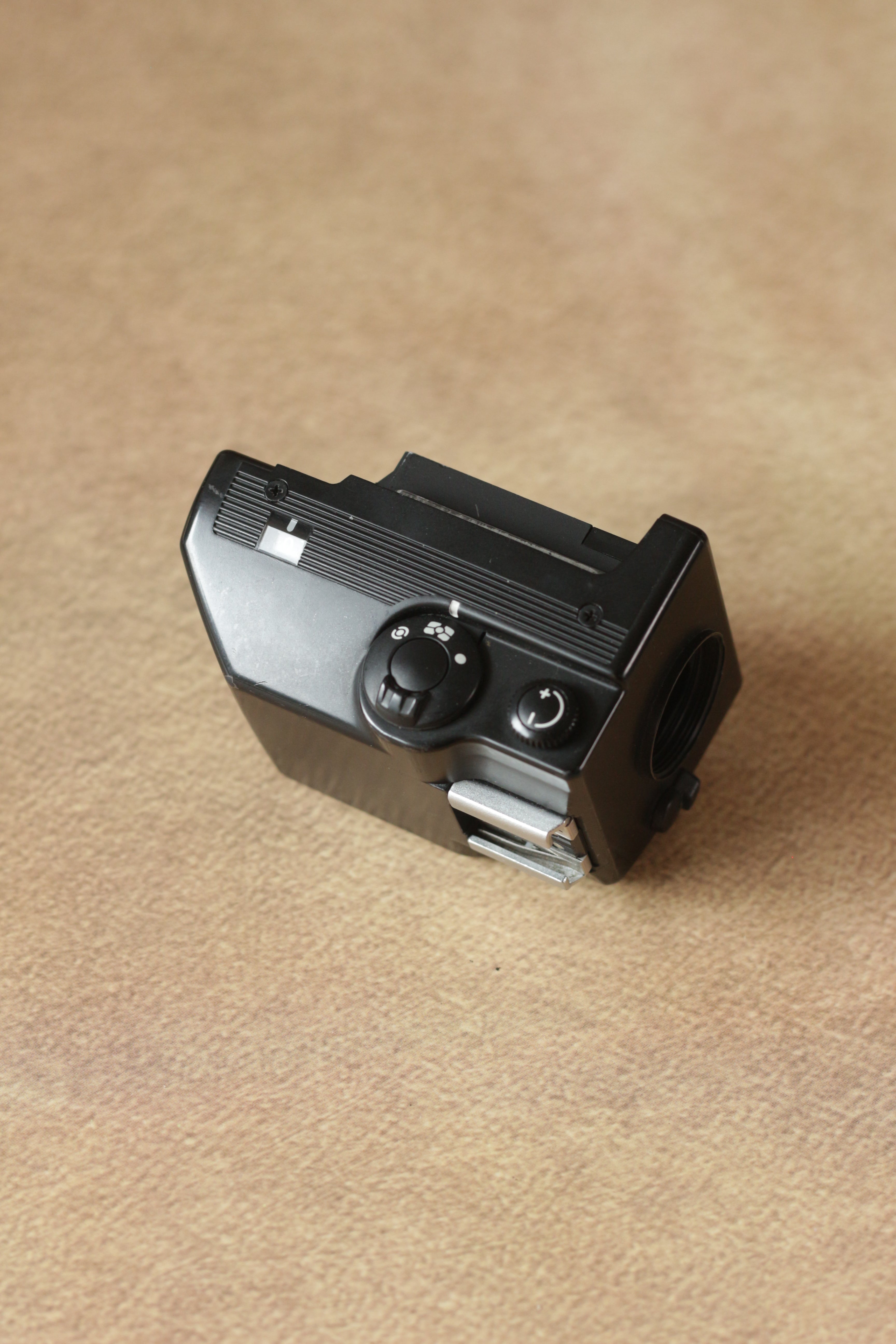 Nikon F4 + Nikkor AF 85mm F1.8D