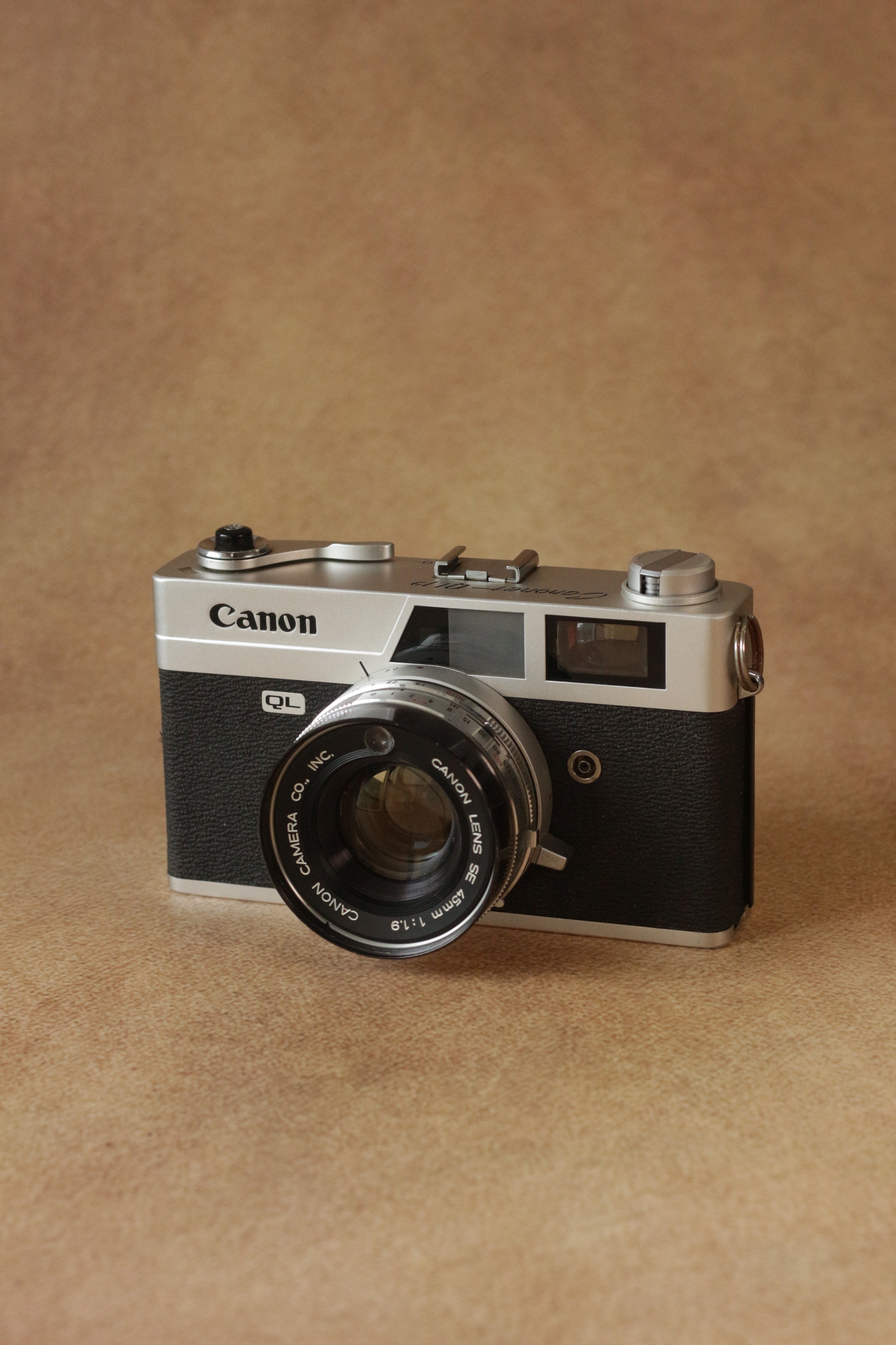 Canon Canonet QL19