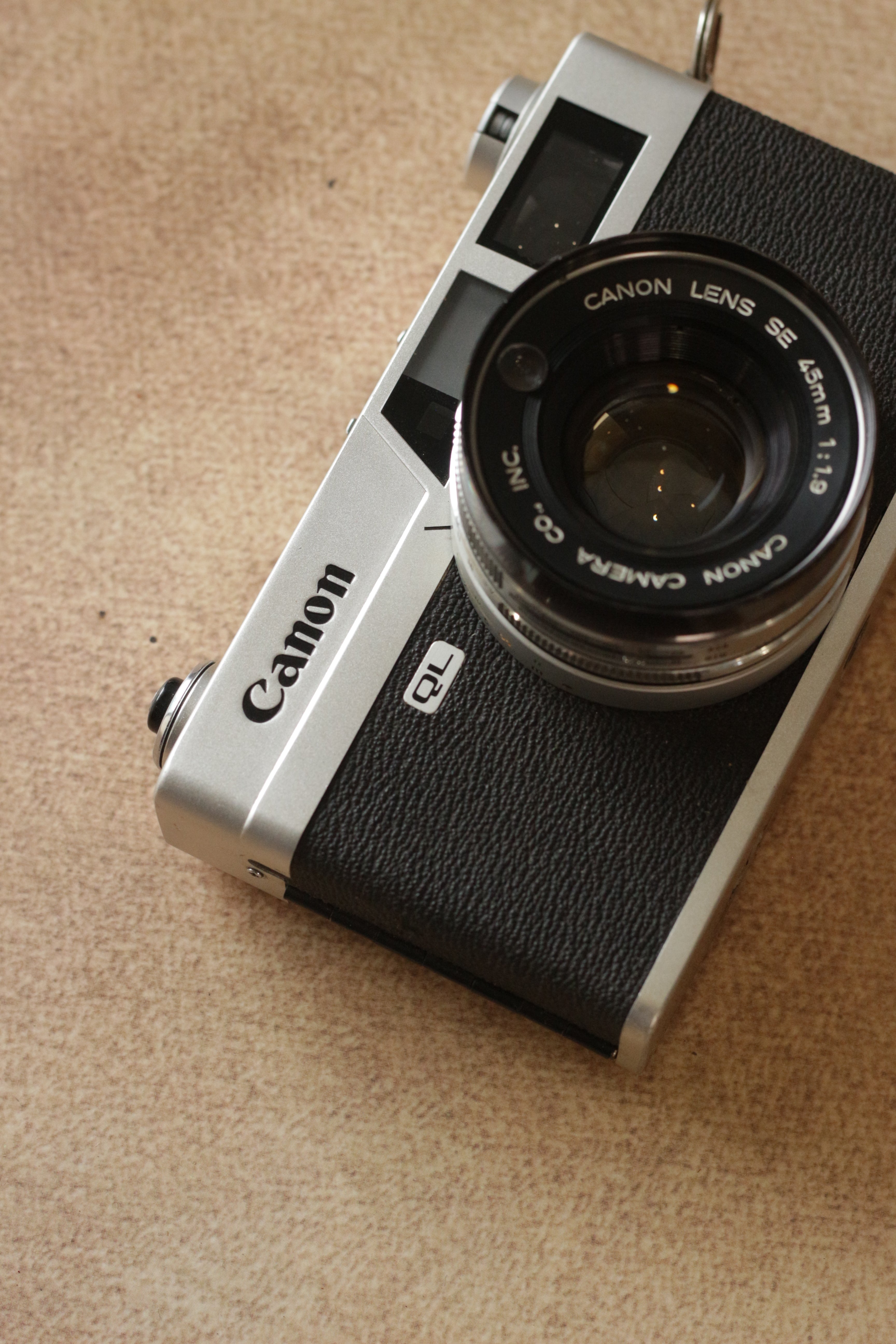 Canon Canonet QL19