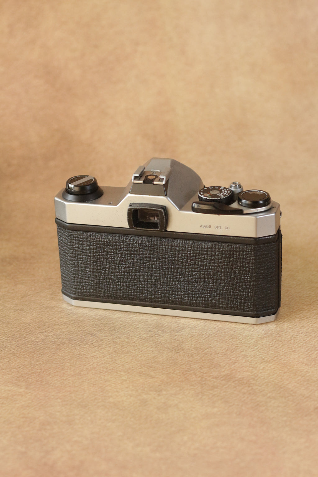 Pentax K1000 + SMC Pentax-M 50mm F1.7