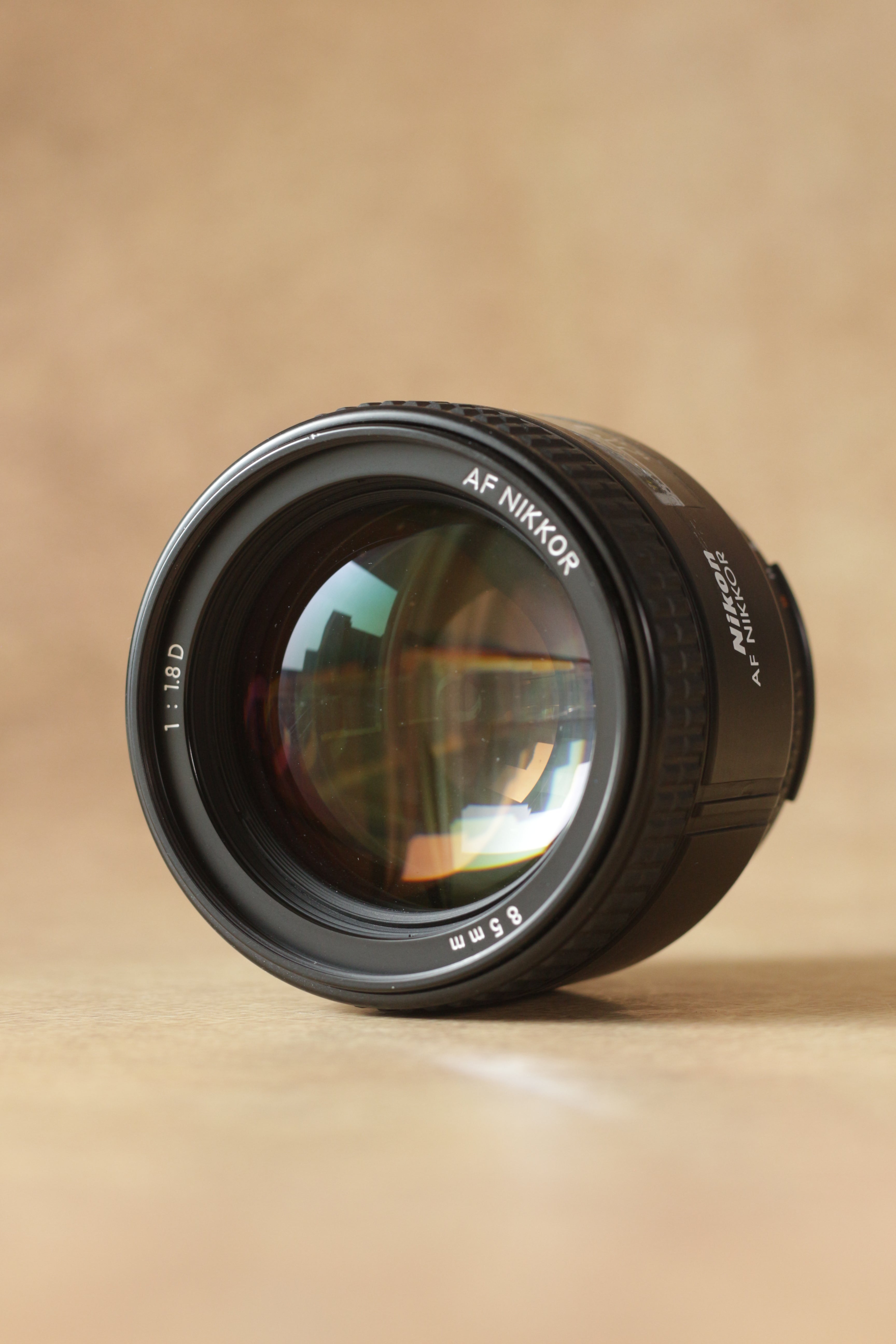 Nikon F4 + Nikkor AF 85mm F1.8D