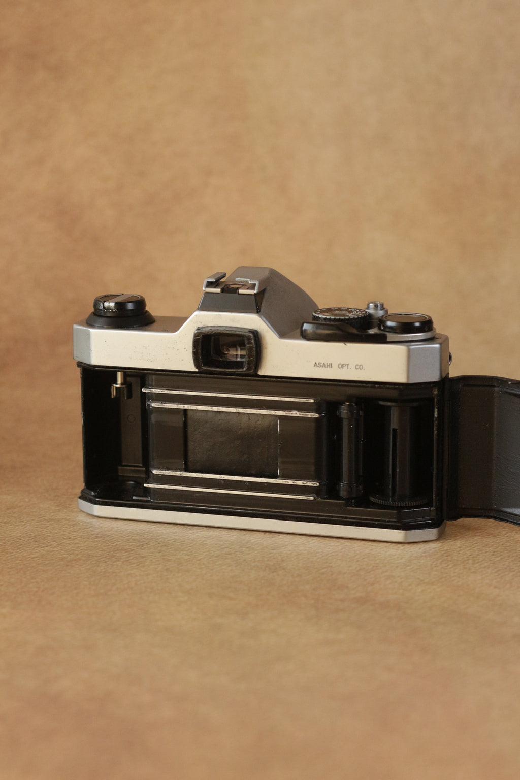 Pentax K1000 + SMC Pentax-M 50mm F1.7