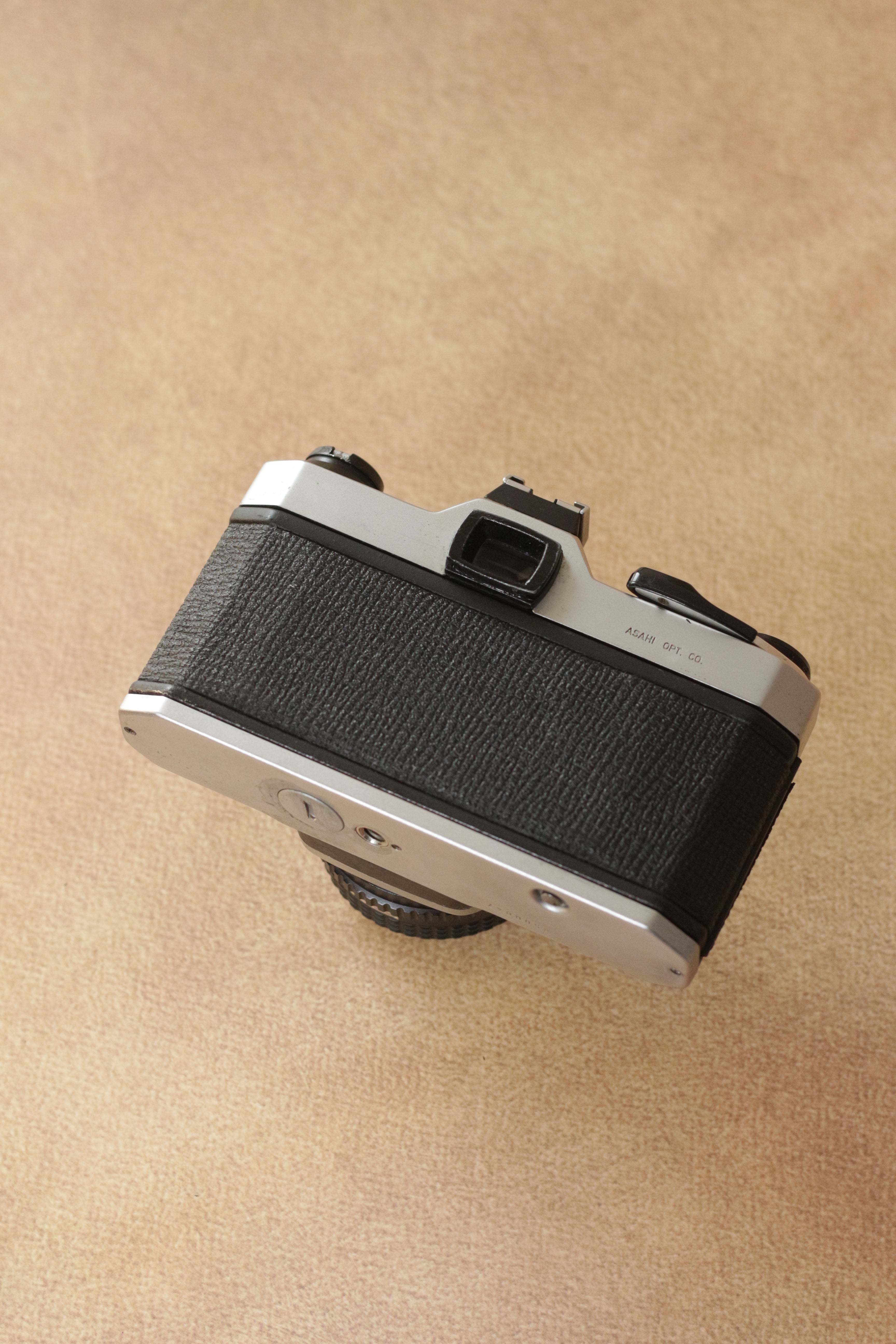 Pentax K1000 + SMC Pentax-M 50mm F1.7