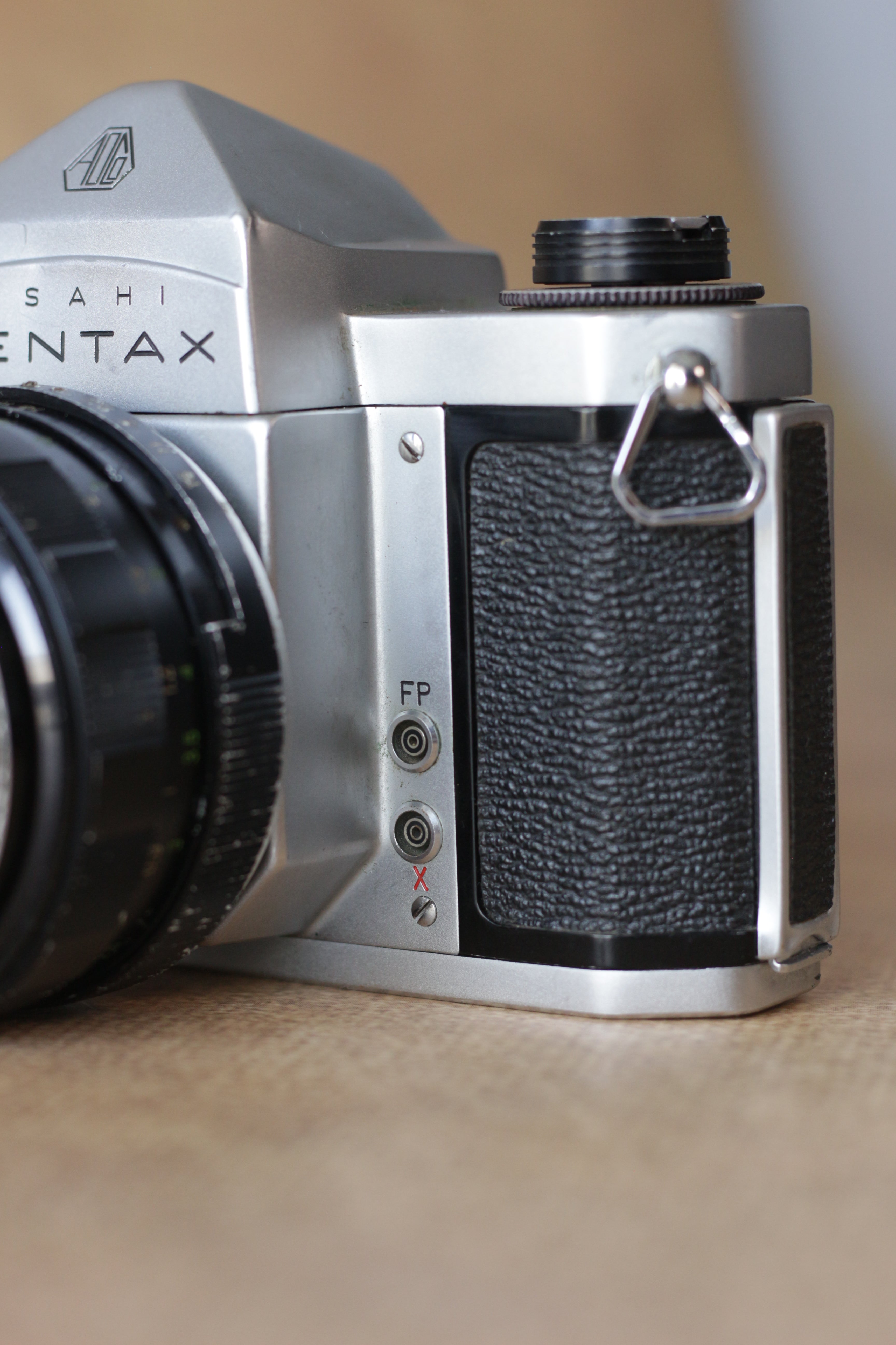 Asahi Pentax S2 + Carenar 50mm f/1.8