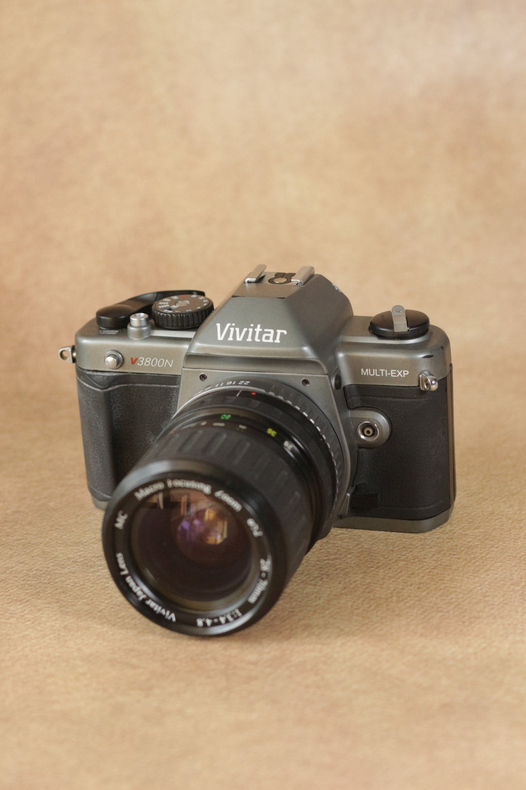 Vivitar V3800 + Vivitar Macro zoom 28-70mm