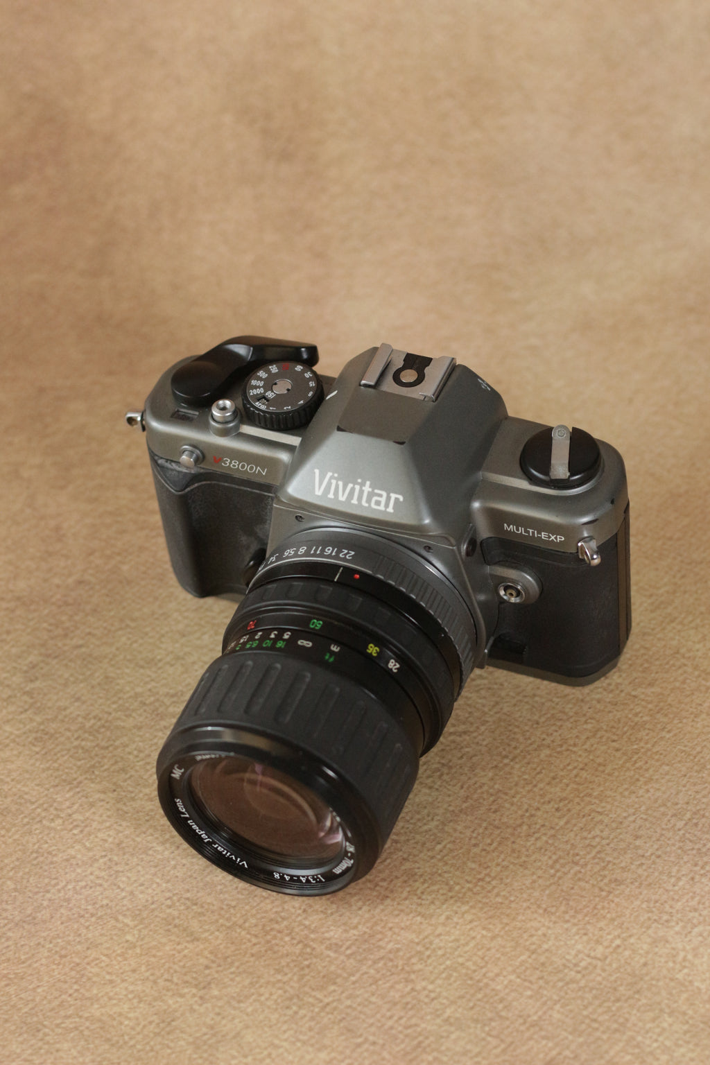 Vivitar V3800 + Vivitar Macro zoom 28-70mm