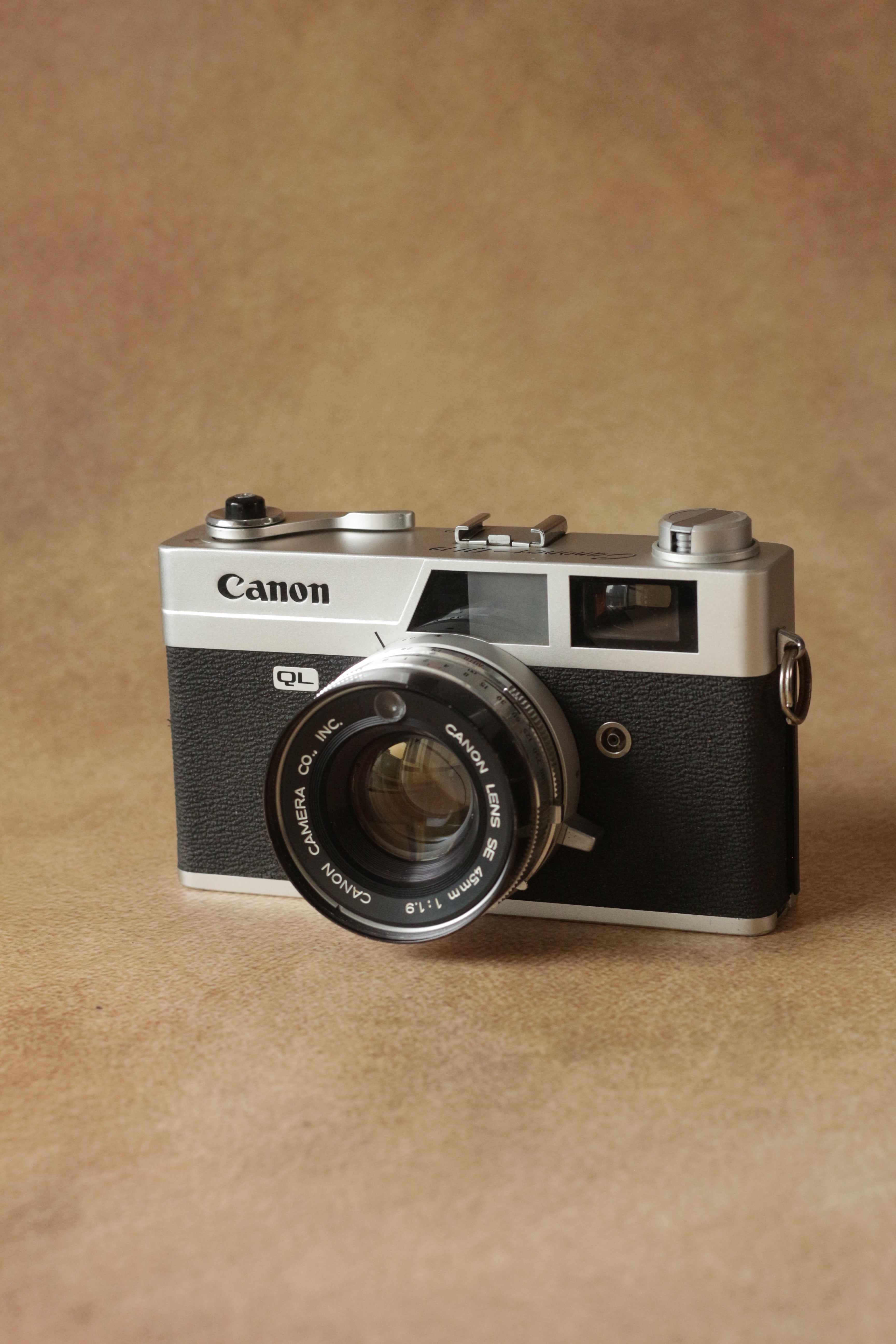 Canon Canonet QL19