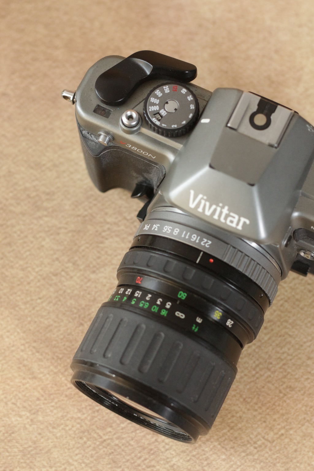 Vivitar V3800 + Vivitar Macro zoom 28-70mm