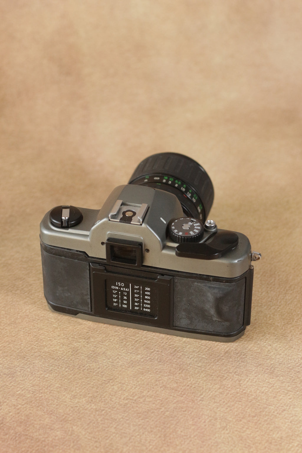 Vivitar V3800 + Vivitar Macro zoom 28-70mm