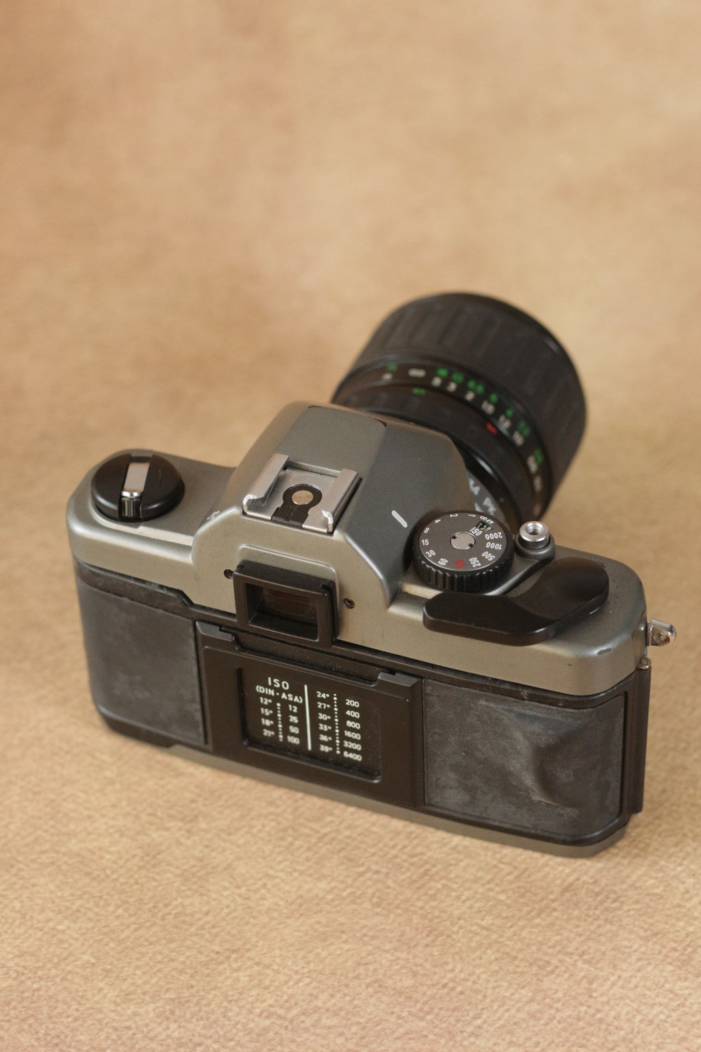 Vivitar V3800 + Vivitar Macro zoom 28-70mm