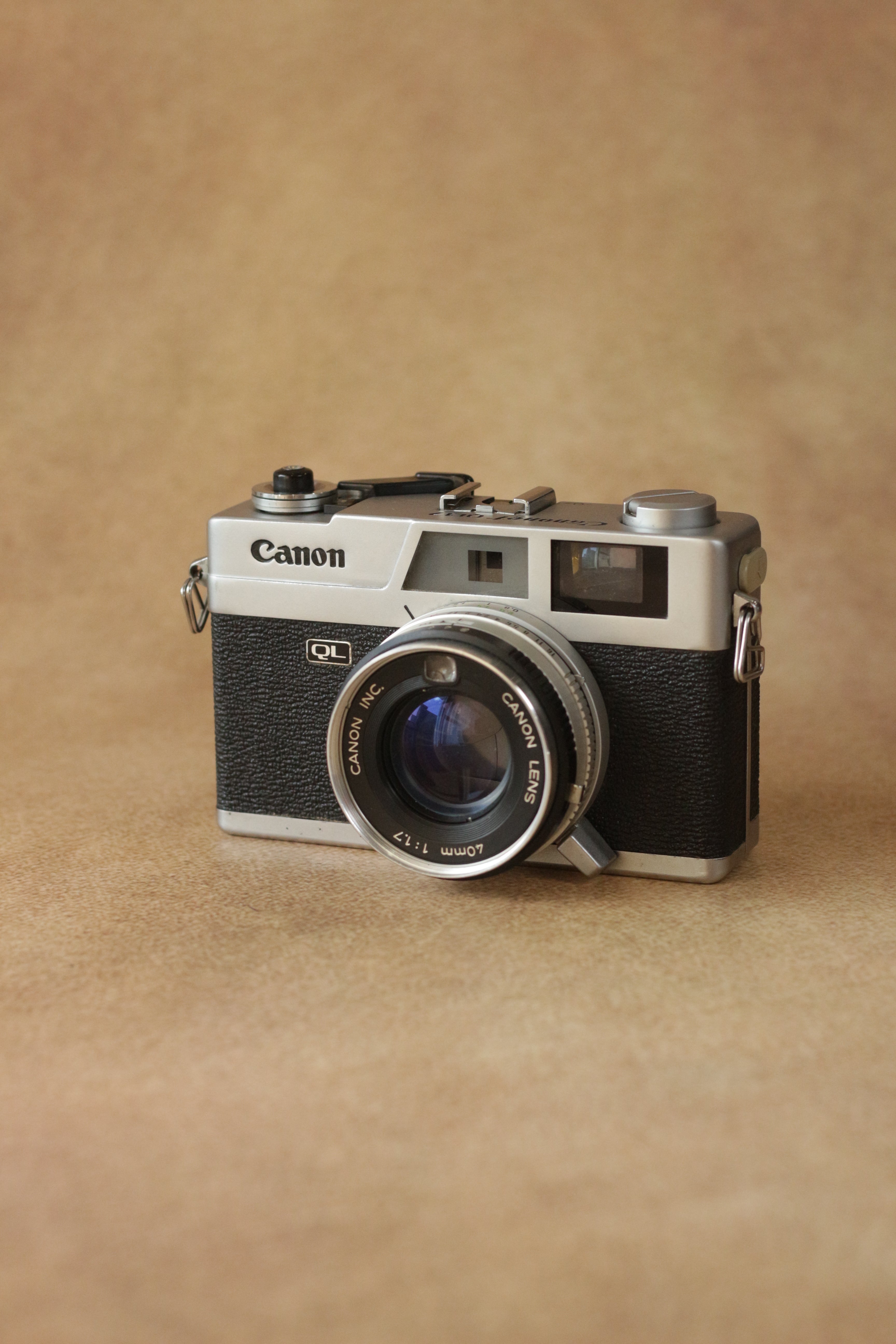 Canon Canonet QL17
