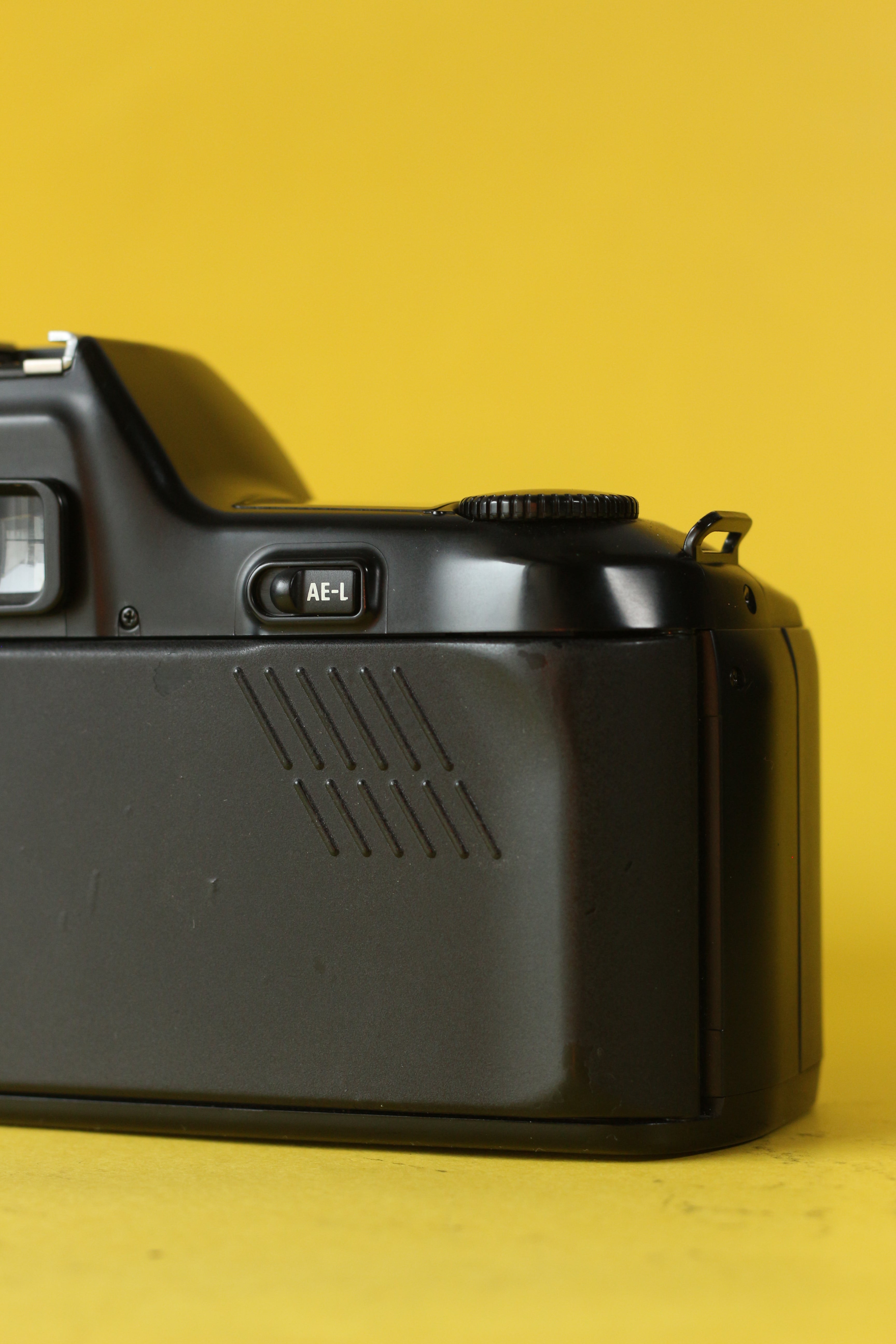 Nikon F-601M + Nikkor AF 35–80mm D Zoom